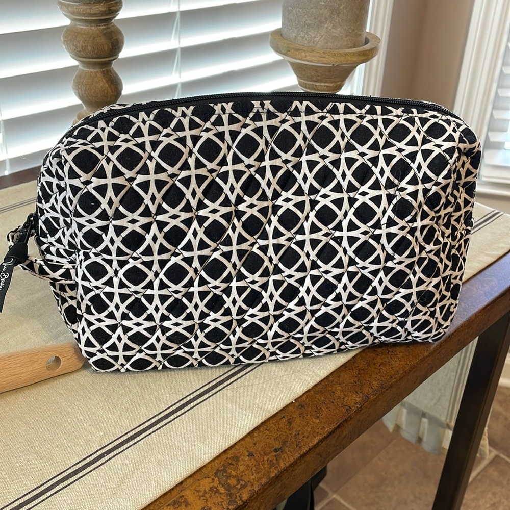 Vera Bradley Cosmetic Bag. Black/White Design. EUC-CLEAN